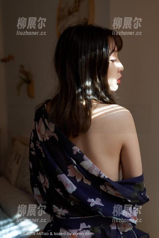 蜜桃社 - 缇娜美Tinami短裤大赏：你能拒绝这些私房美图吗？