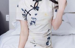 袜啵啵 – 私拍+合集：稚予&AJ，两个神奇的组合概念！