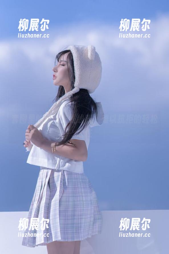 套图里的过期米线线喵，难以抗拒的轻松随性