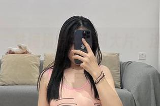 微密圈 – 铁锤姐姐的定制大片：这抹春光让我眼前一亮