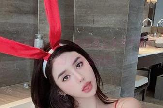 微密圈 – 愿阿色的“少女”在网盘上永远不消失，下载的时候总盯着那双眼睛。