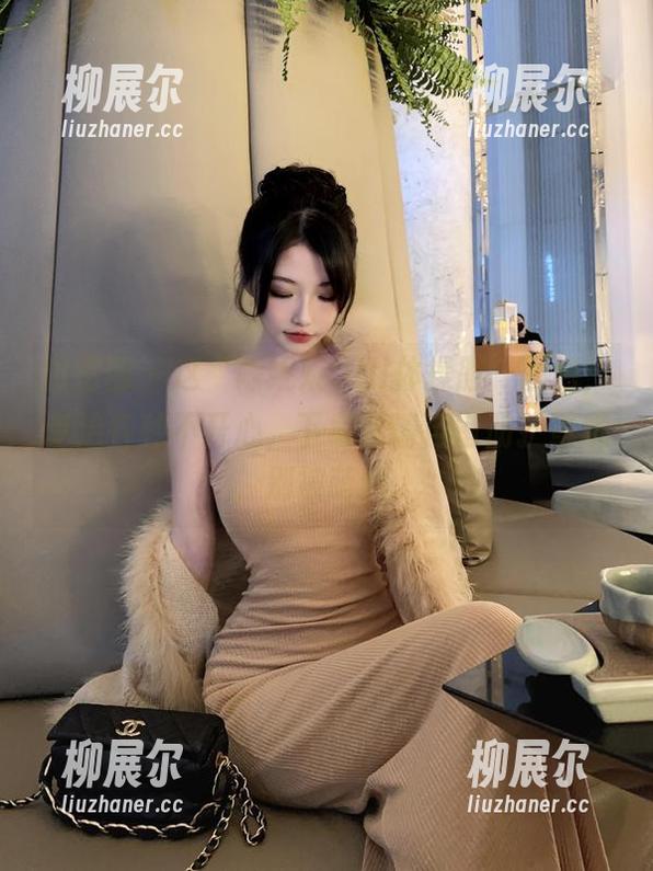 微密圈 - 这“陈妮妮UNI体操服”图包，专治各种不开心，下载时请自备防护罩哦，别被萌到。