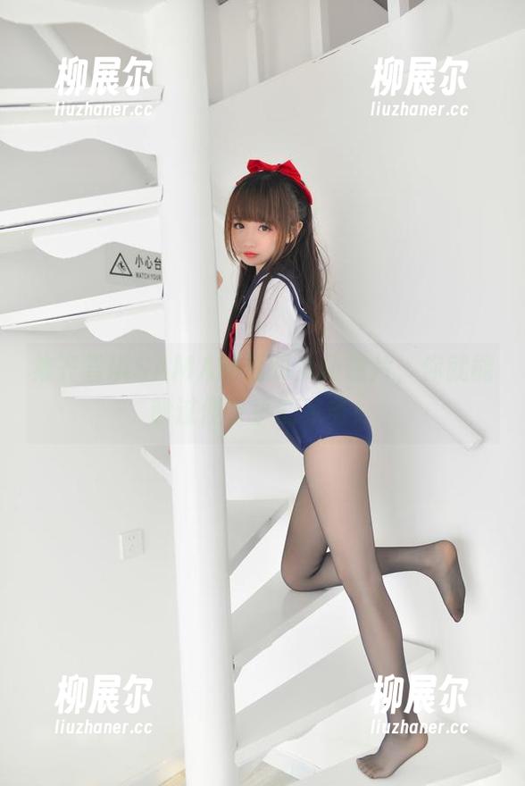 集齐雪琪SAMA的透明女仆照片，你就能躲过傻乎乎的家务！