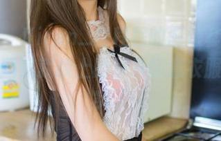 青豆客 – Kiren_程程程的厨娘套图，分享她一回家就换上的那身随意衣服，太真实了