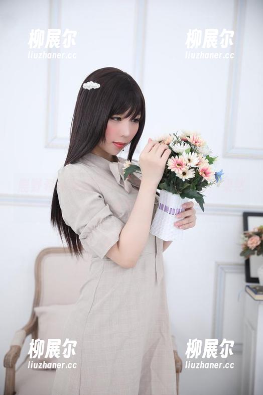 鹿野希与高跟鞋：无圣光下的身姿，果然不同！